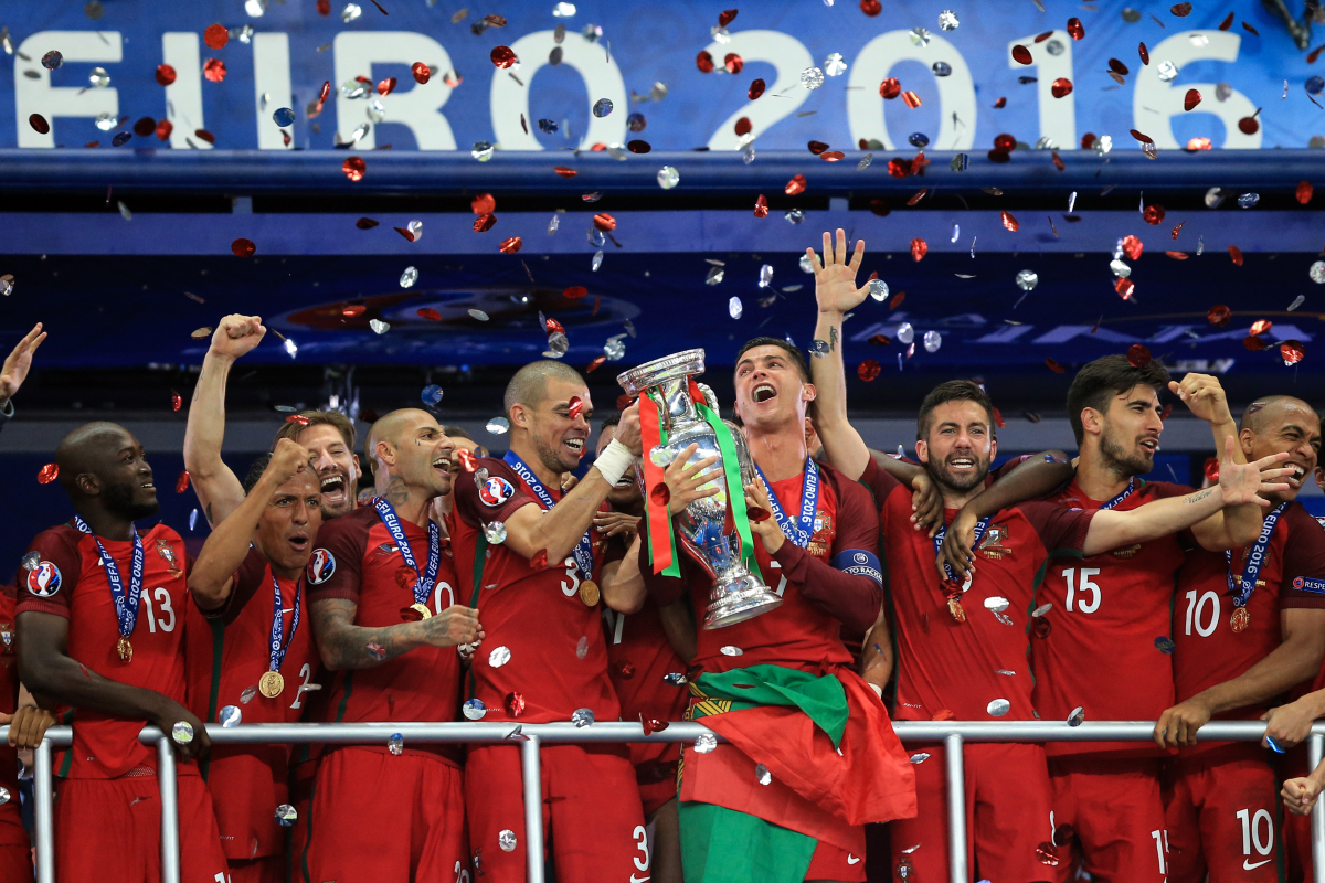 包含法国队轻取葡萄牙队，波尔关键制胜的词条